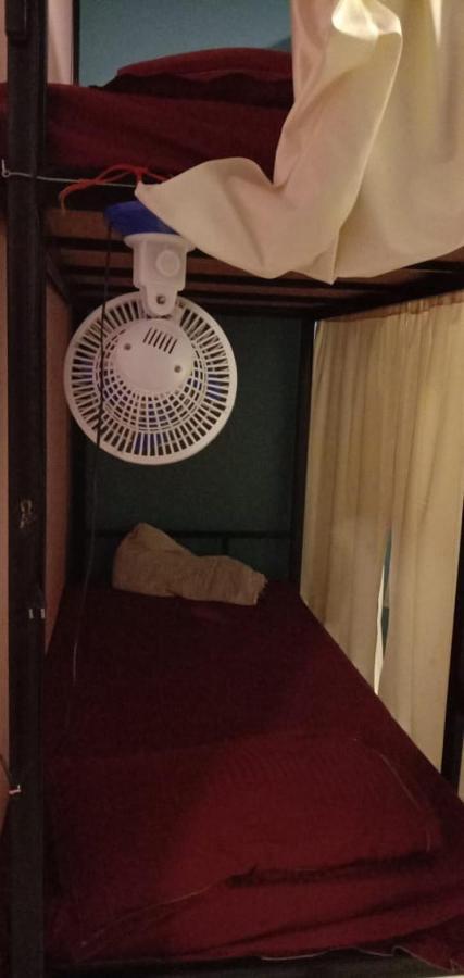 Hostel Tebaar Backpackers Rišikéš Exteriér fotografie